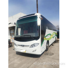 menggunakan bus pelatih daewoo 55 kursi dengan harga bagus